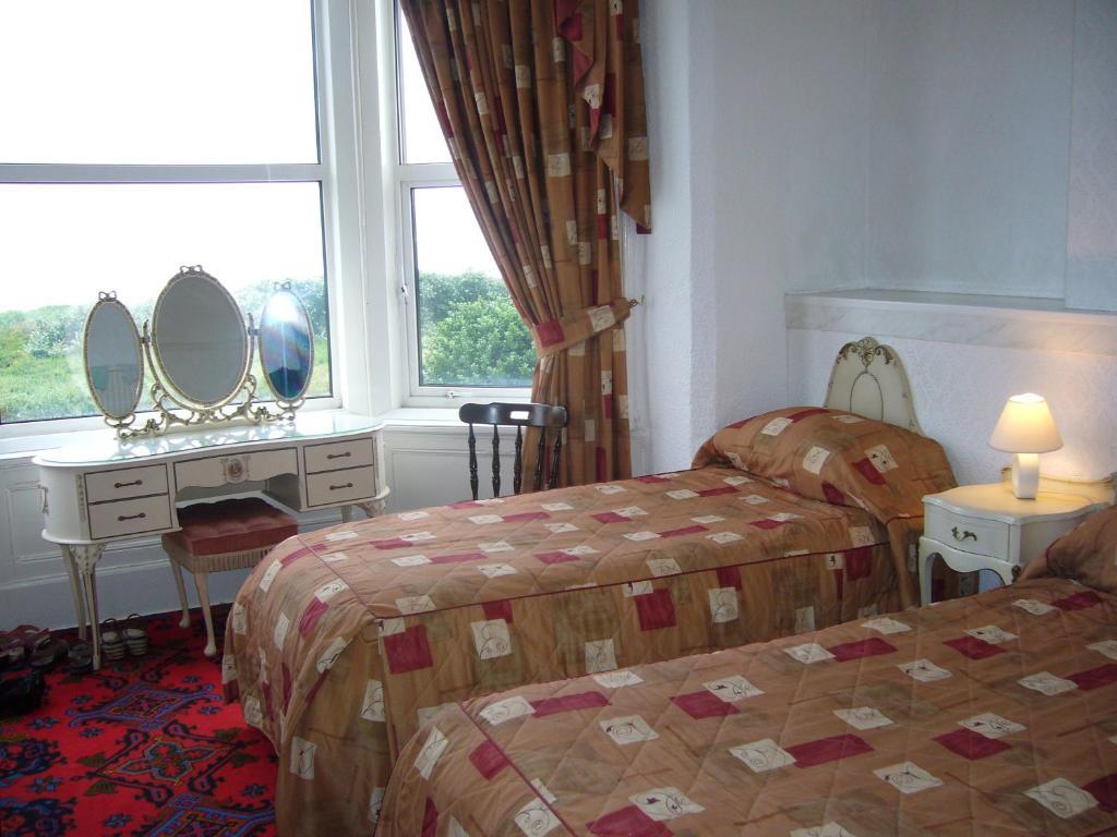 Monterey Beach Hotel Lytham St Annes Phòng bức ảnh