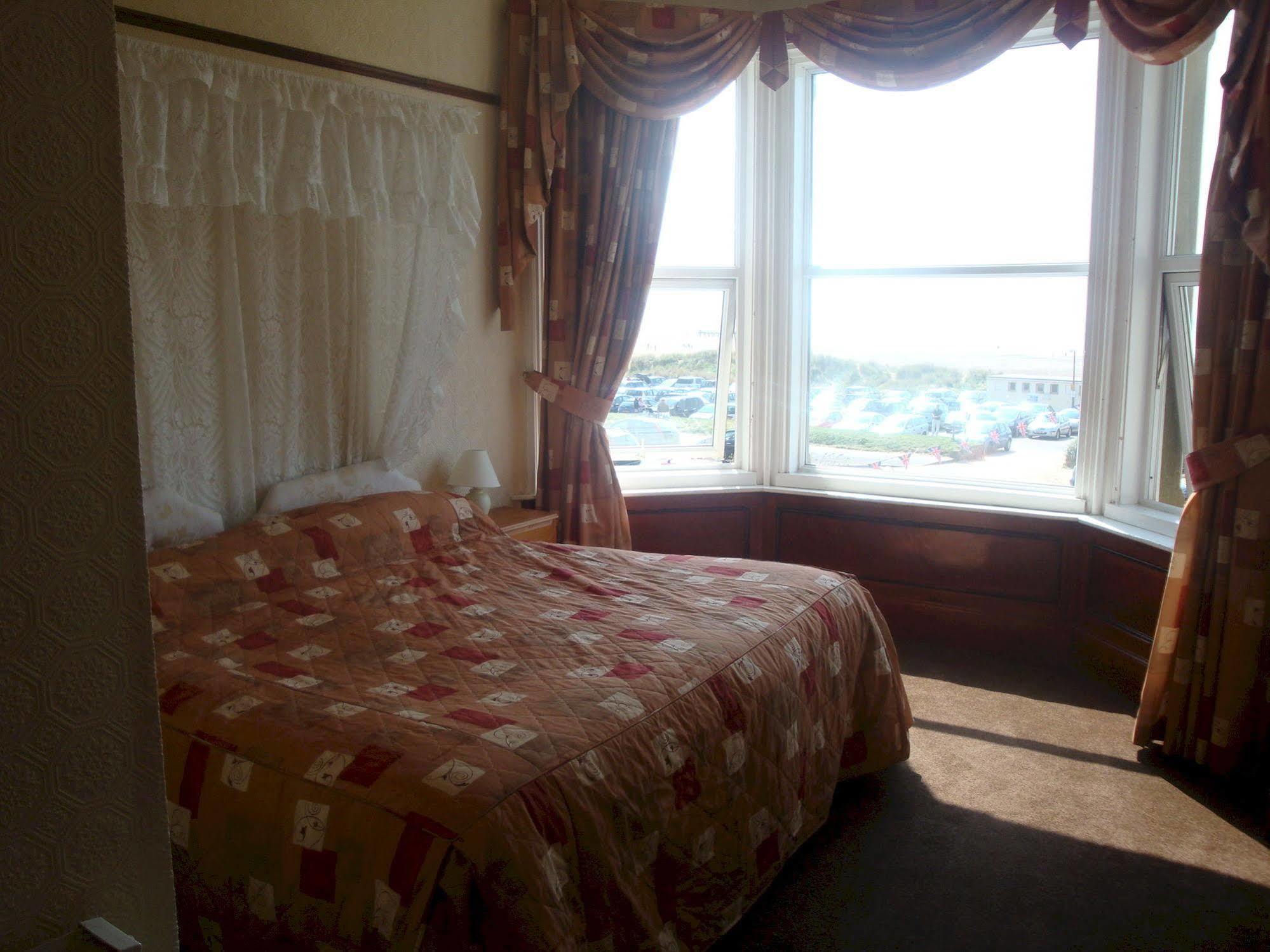 Monterey Beach Hotel Lytham St Annes Ngoại thất bức ảnh